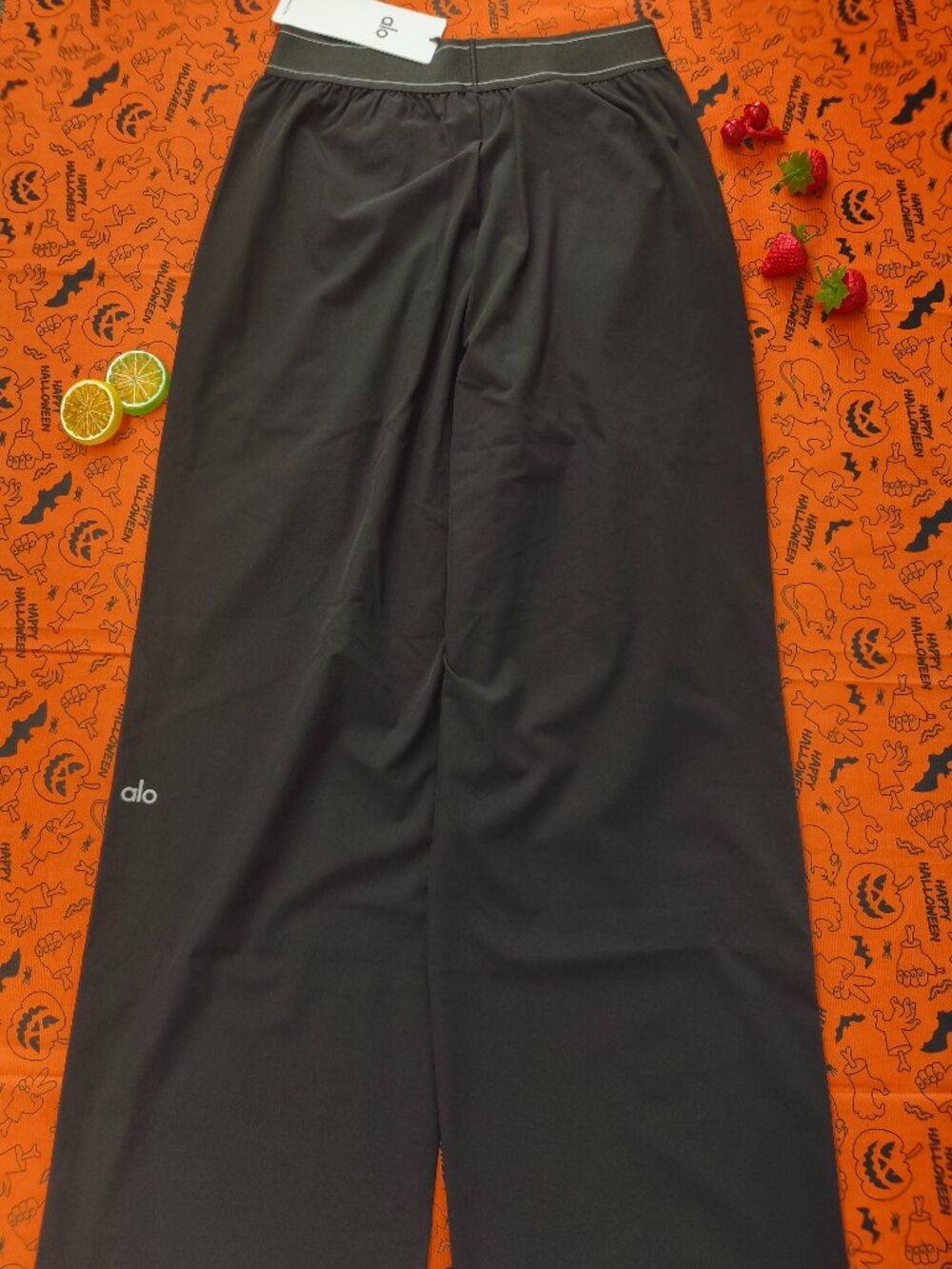 Regular Length ALO Yoga Suit Up Trouser In Black - 30" Inseam Pants🤗💘 - Picture 4 of 7